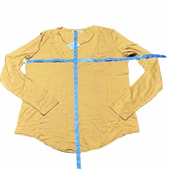 Free People Moon Dance Long Sleeve in Gold - Picture 2 of 9